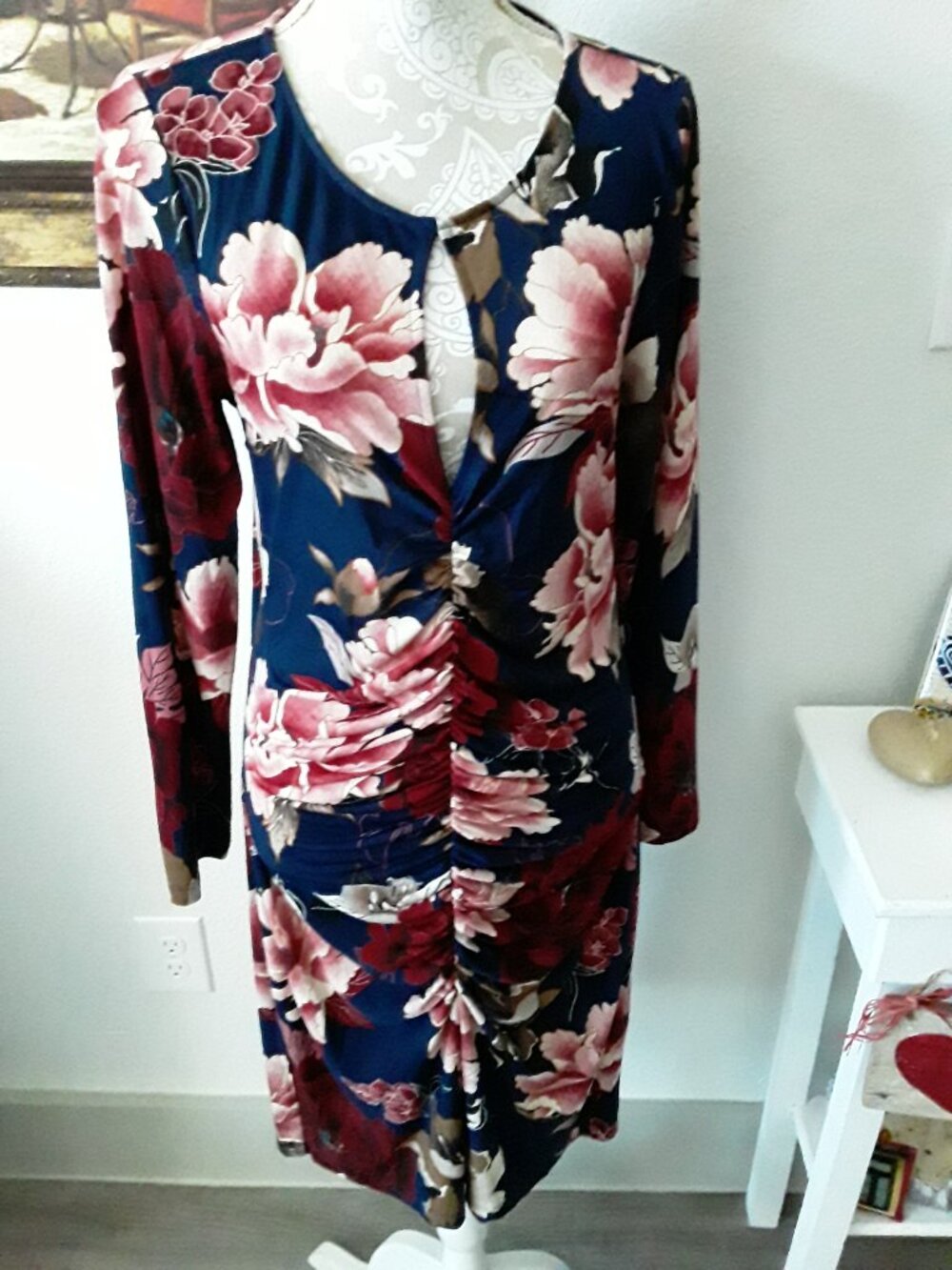 VENUS navy floral criss cross back ruched wait midi dress size XL - Picture 3 of 13